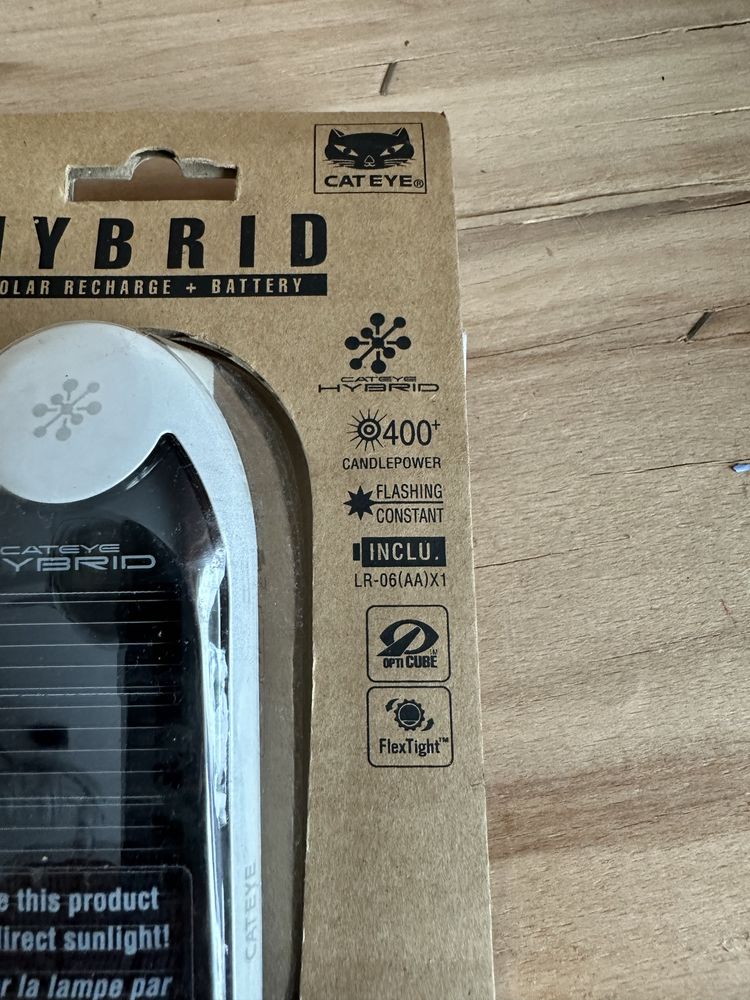 Lampka rowerowa solarna Cat Eye Hybrid solar recharge