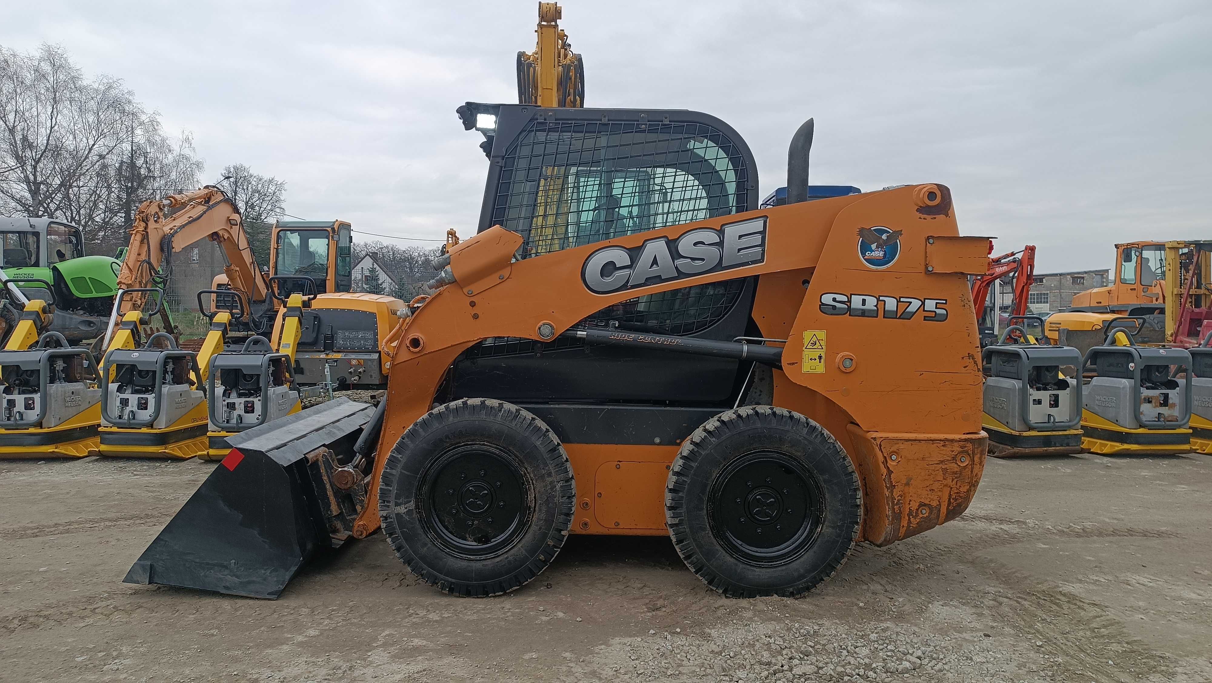 Miniładowarka CASE SR 175 / 2.9t! / Bobcat S 530 130 JCB 160 ROBOT