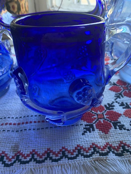 Гутне скло, фруктовниця,