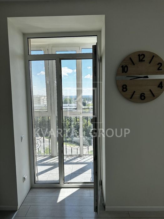 центр Бучі 1К за готівку 40м2 і 1 400 $ за м² перепланована,