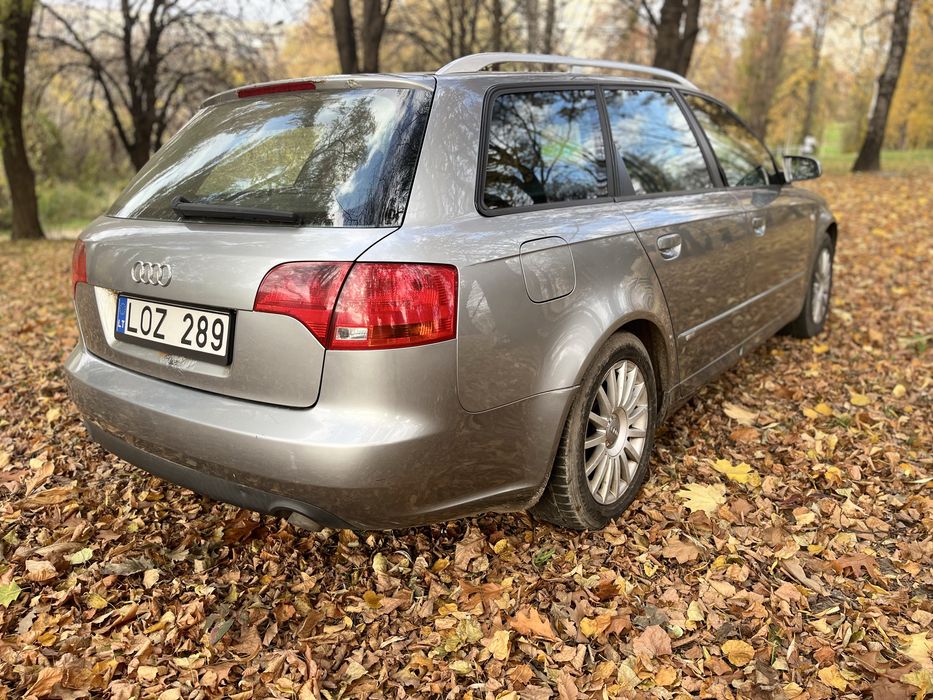 Свіжопригнана Audi A4B7 S-line 2004 рік