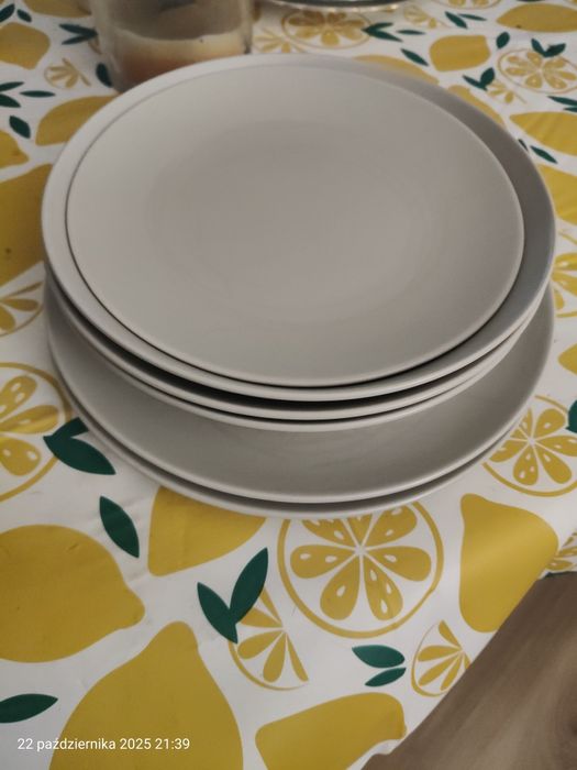 Talerze różne oddam