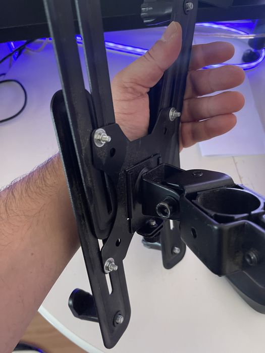 Suporte VESA para monitores portateis ou outros nao VESA