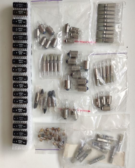 Радіо деталі , 1250шт одним лотом.