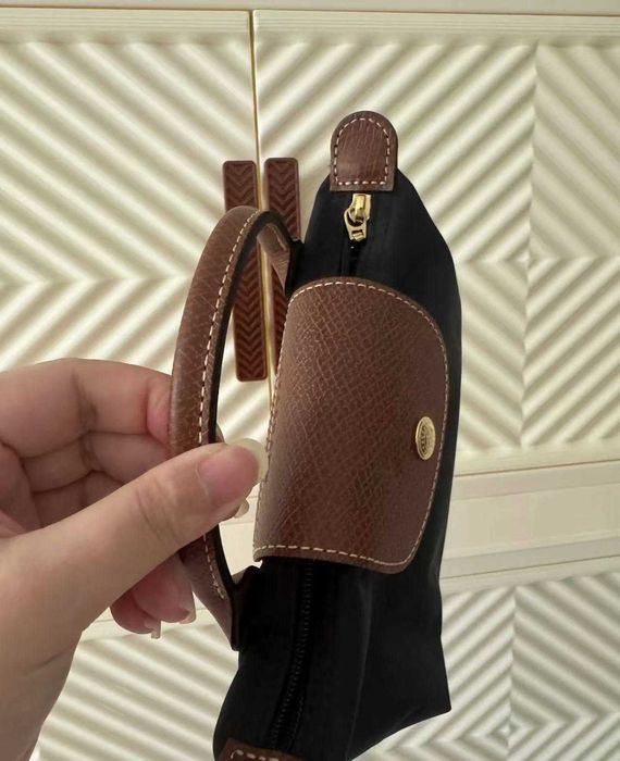 Longchamp mini torba – czarny klasyczny model