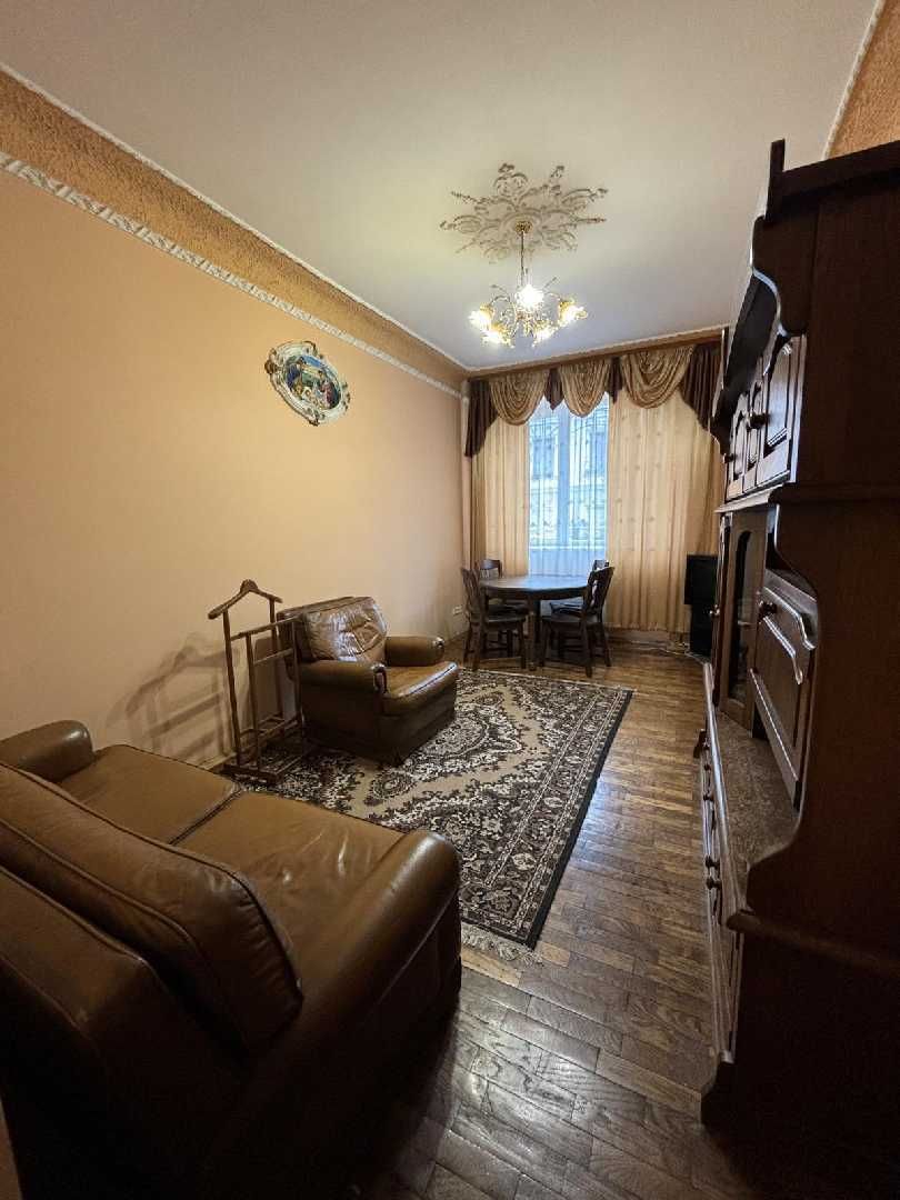 Оренда 2 кімнатної квартири по вулиці Снопківській Галицький район