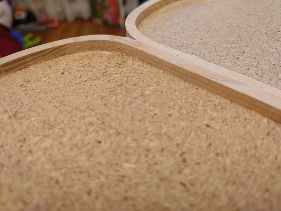 Стол декоративный с массива ясеня (под заливку )