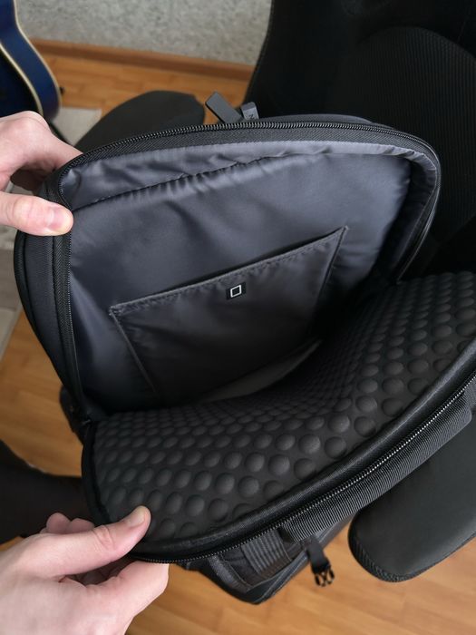 Рюкзак для ноутбука Lenovo Legion Black (GX40V10007)