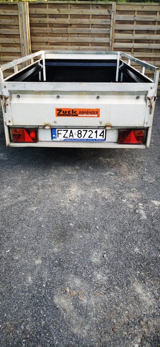 Przyczepka towarowa 250x130 jednoosiowa masywna