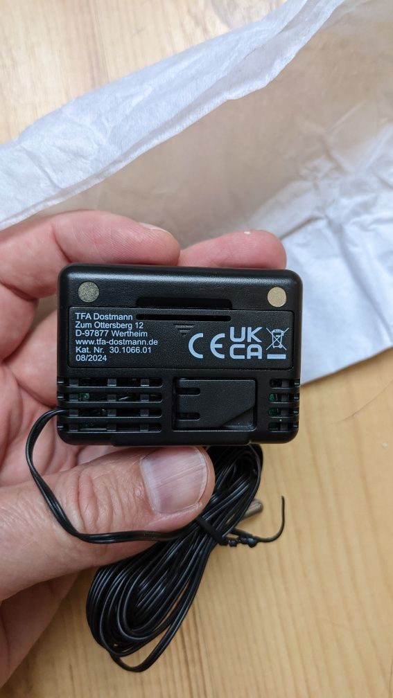 Termometr LCD zewnętrzny z czujnikiem