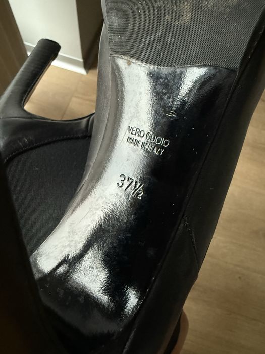 Ботильони шкіряні Fabi 38р