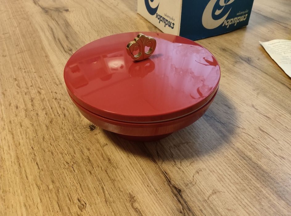 Шкатулка музыкальная СССР.