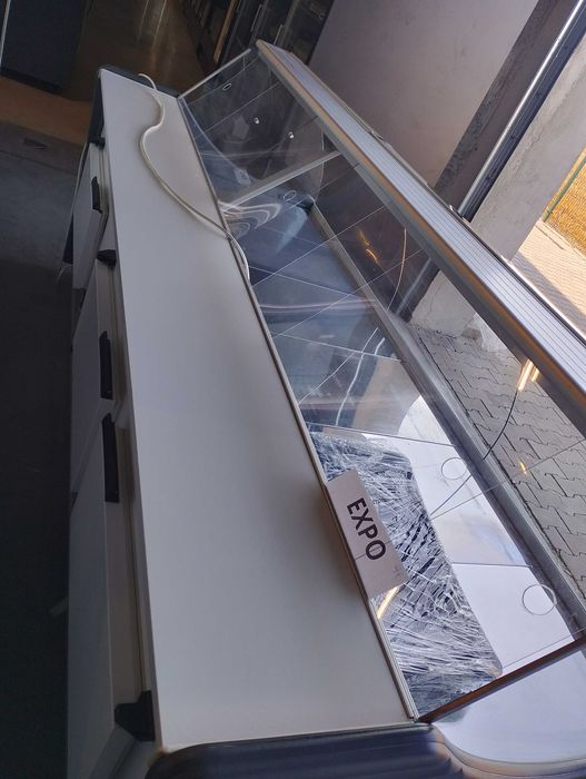 Lada chłodnicza, lada mięsna, lodówka