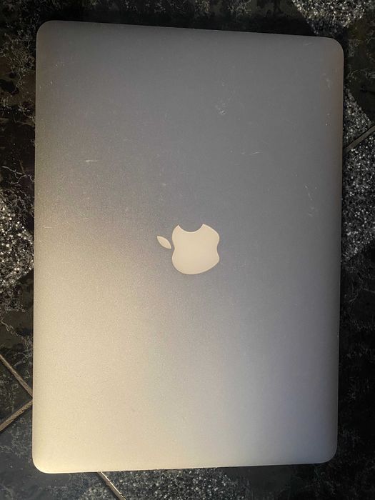 Apple Macbook Air 2015 8GB Em Bom Estado