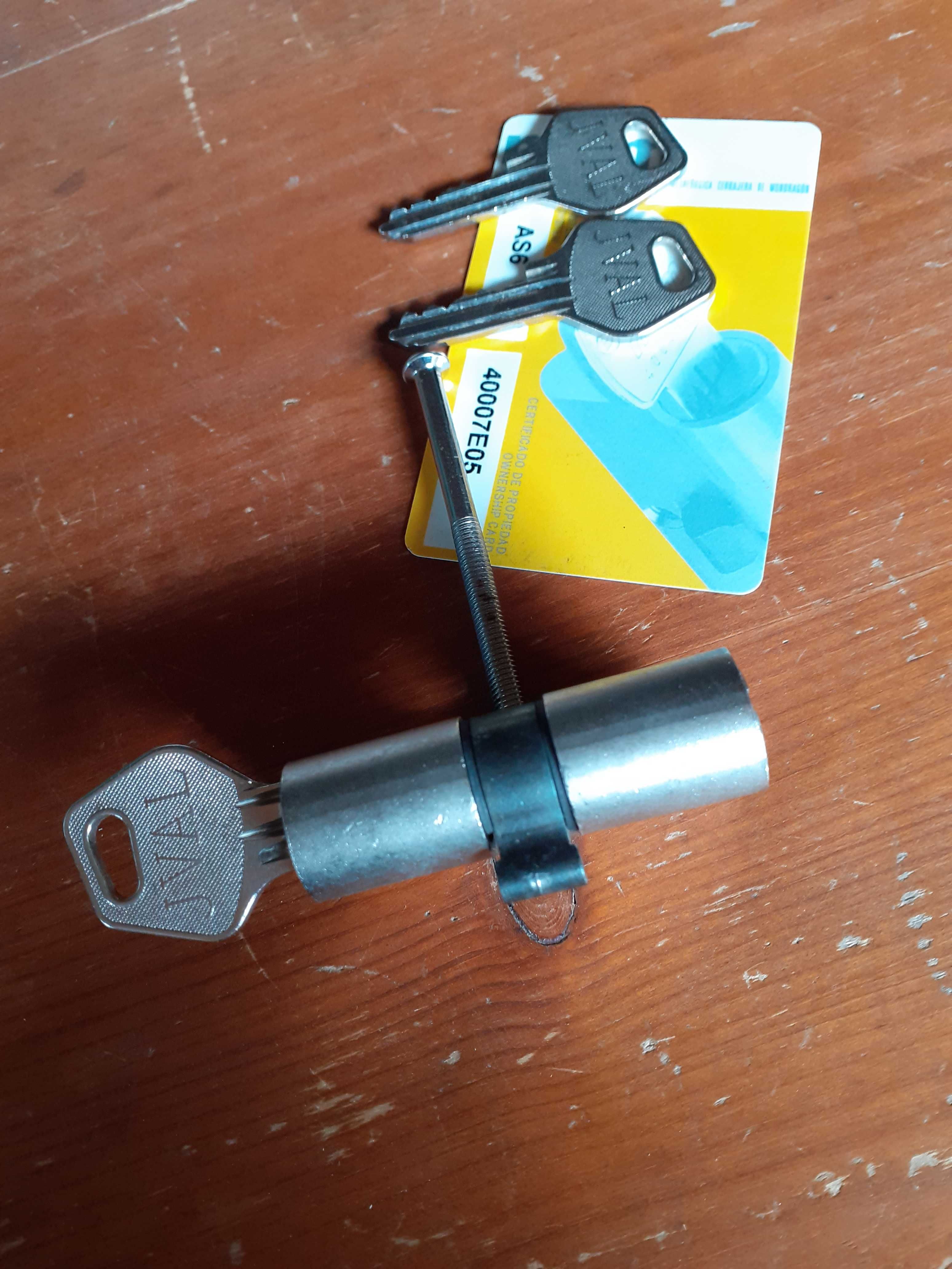 Fechaduras para portas como novas