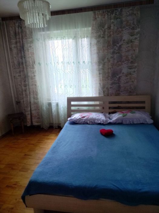 Сдается 2х комнатная квартира Черновола, 8