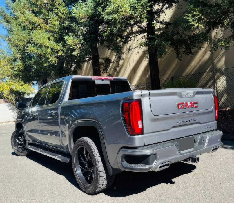 GMC Sierra 1500 Denali      2019