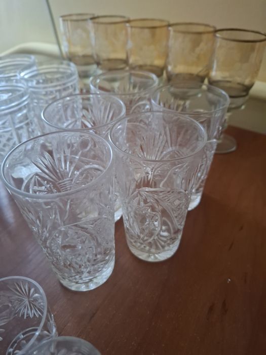 Стакани та рюмки