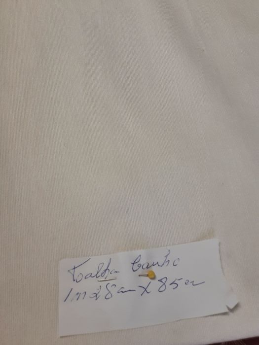 Toalha em linho com renda croché  medidas na foto