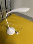 Lampka biurkowa biała LED Inspire 3 poziomy swiatła do czytania