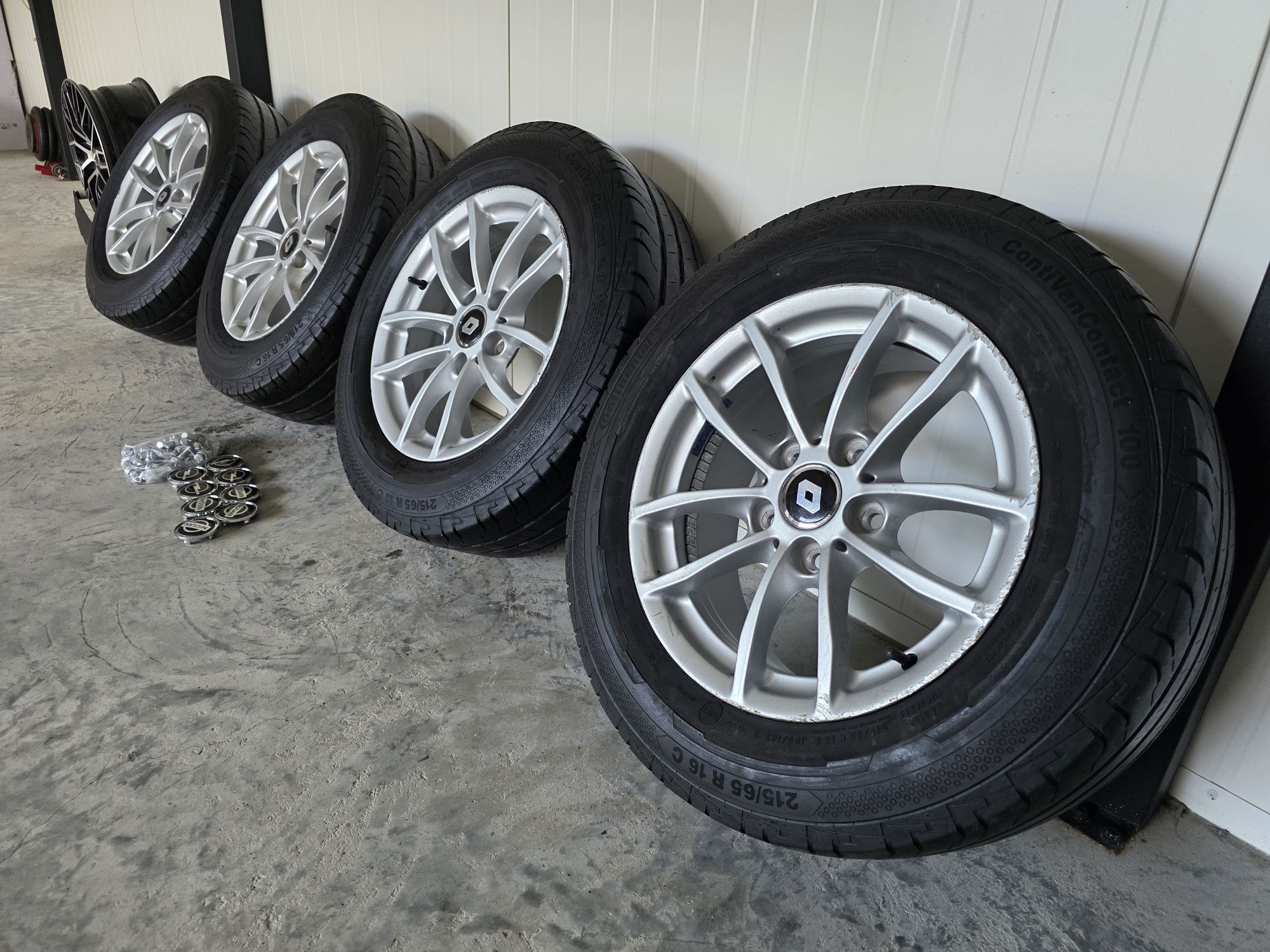 5x118 16 Koła Opel vivaro Renault Trafic Nissan Primastar 215/65/16c