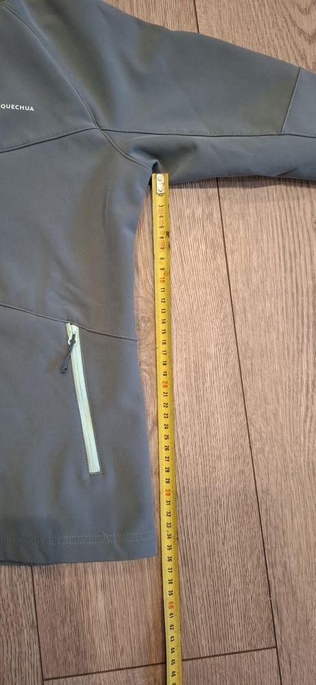 Kurtka dziewczęca softshell Quechua 131-140