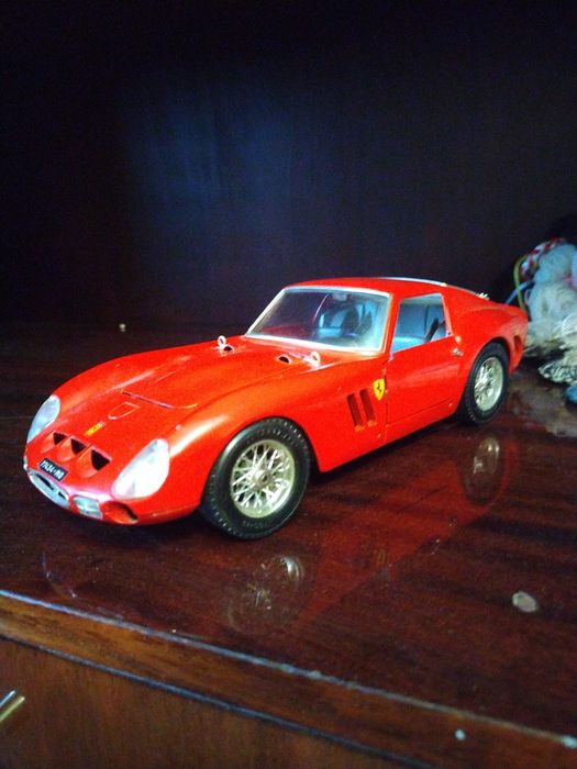 Автомобиль игрушка для коллекции