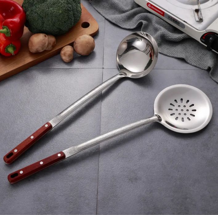 Казан 8 літрів/ кришка сковорода/ тринога / шумівка/ чугунный казан 8л