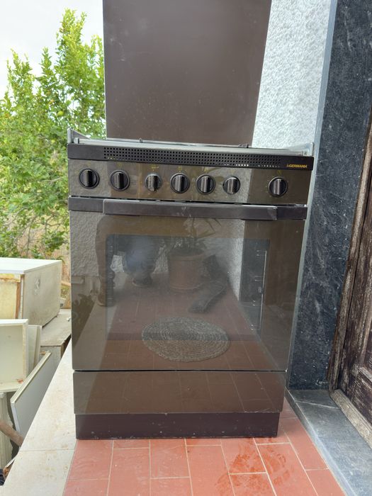 Fogão usado a funcionar