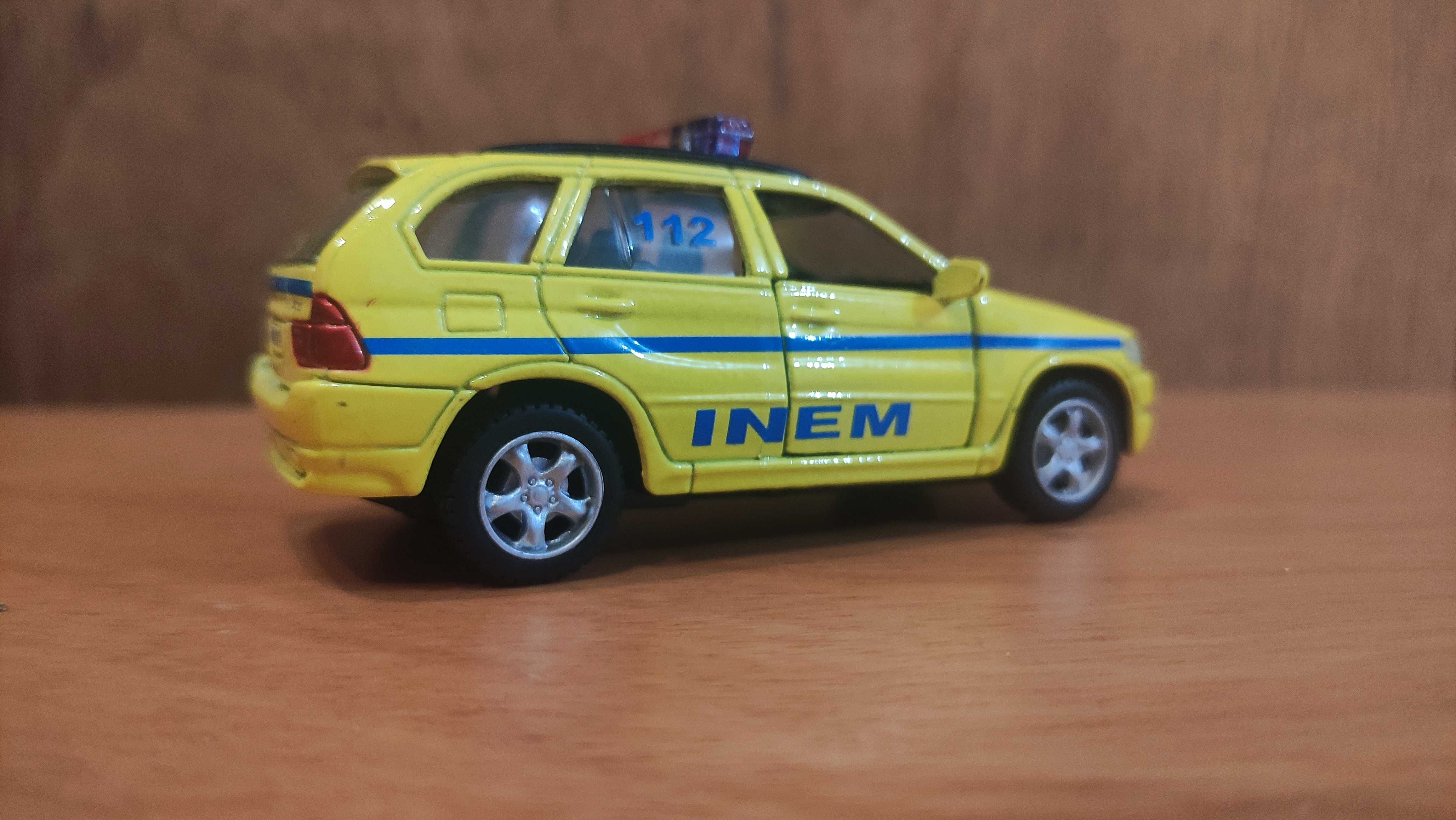 Carro miniatura INEM