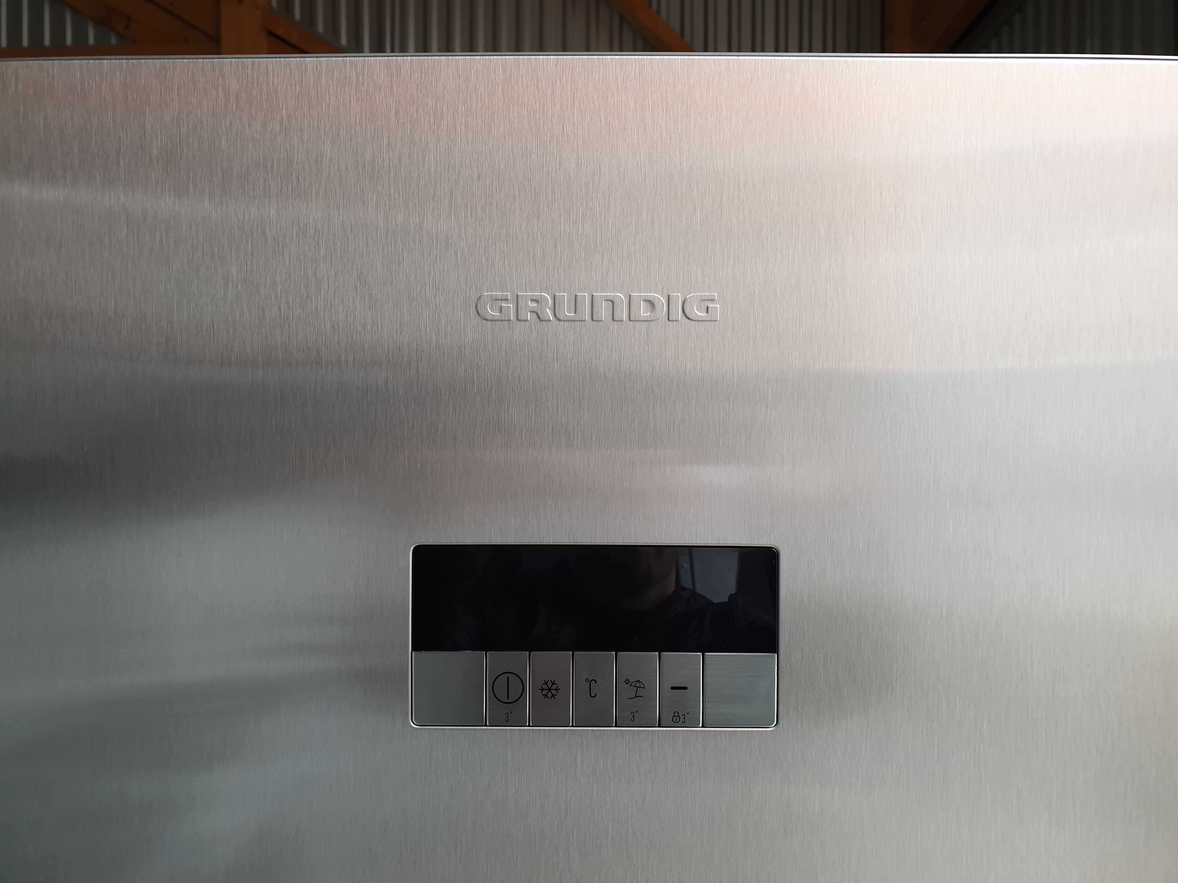 Холодильник GRUNDIG 185 cm Neo Frost / GSN 10724 X