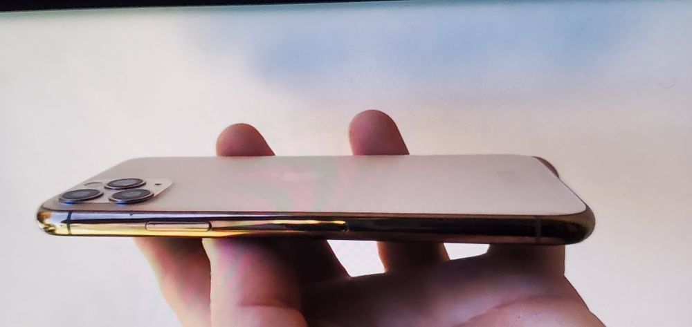 Ipad iPhone 11 pro 256gb торга нет