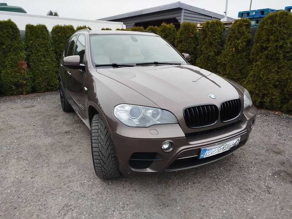 BMW X5 Sprzedam BMW X5 e70 Lift 2012 rok !!! Uszkodzony silnik !!!