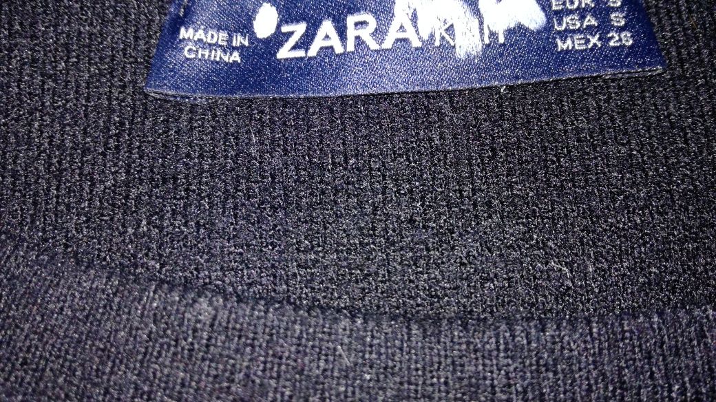 ZARA sweter z falbanką