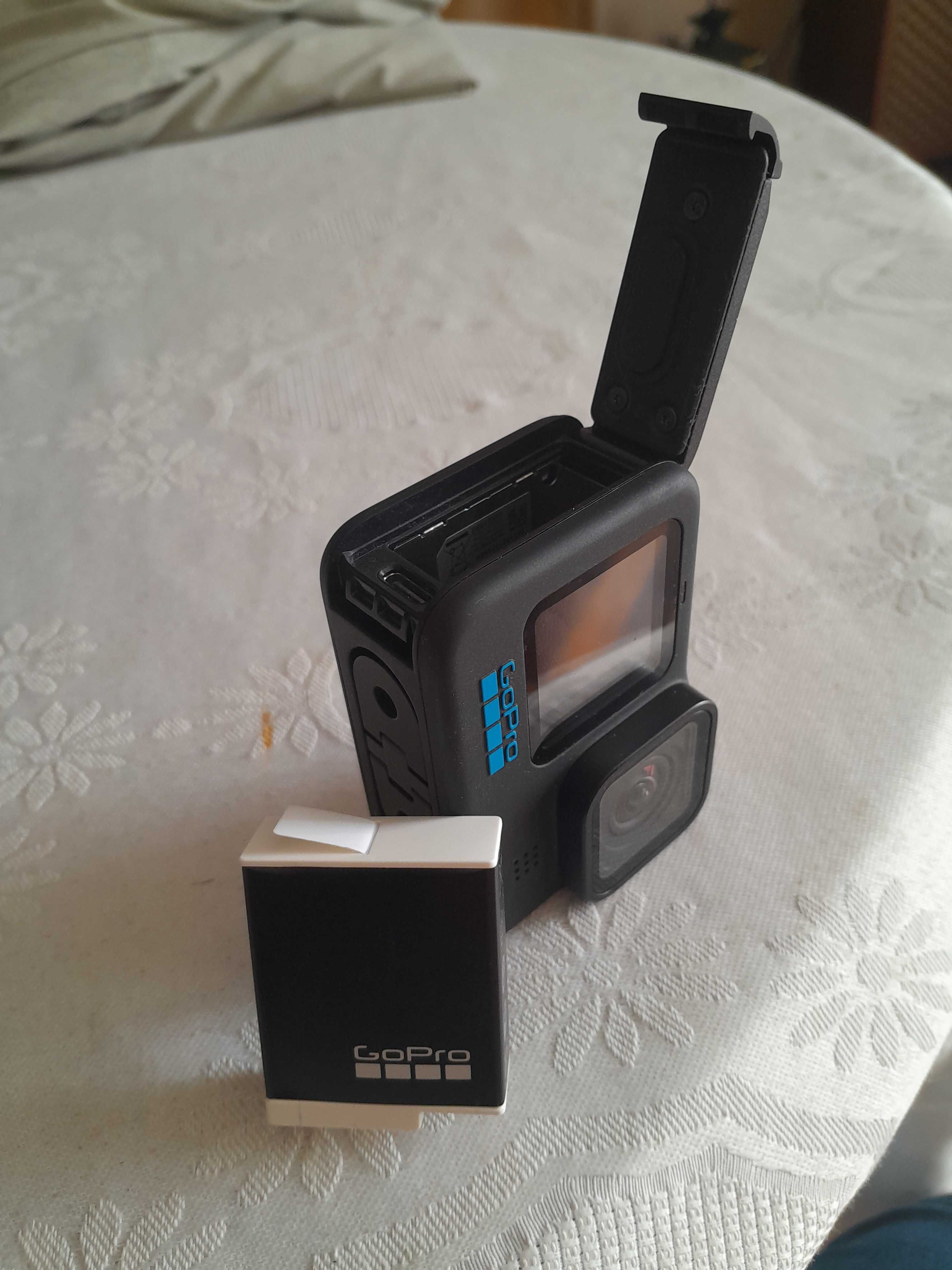 GoPro 11 BLACK + Colar Telesin e acessórios