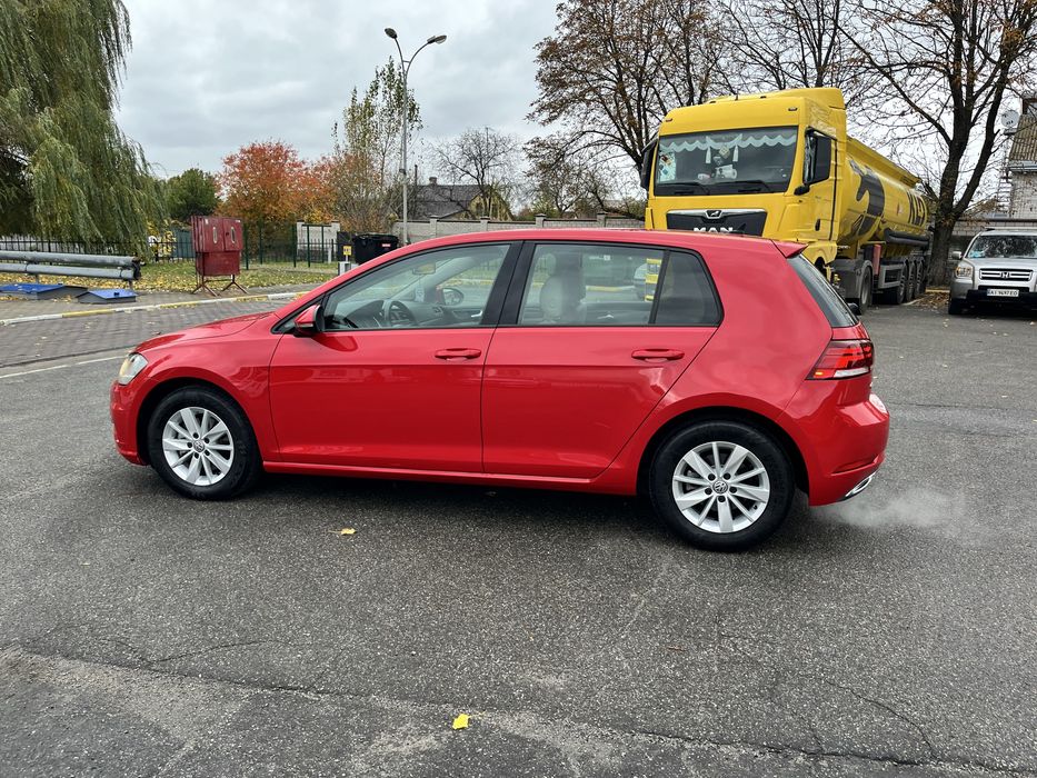 Vw Golf 1,8л.  7,5