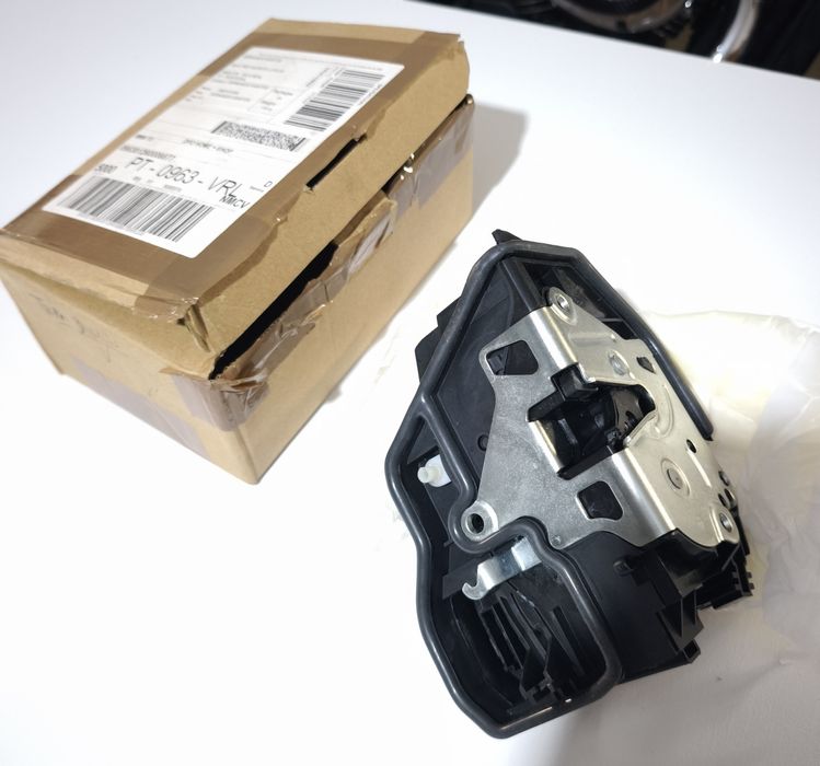 Fechadura para BMW f30/31 ( porta trás direita)