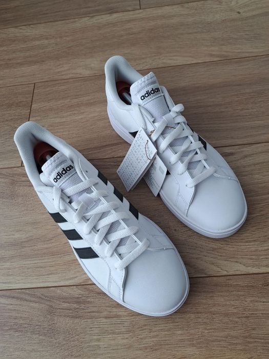 Кеди Адідас adidas оригінал НОВІ 43 44 розмір