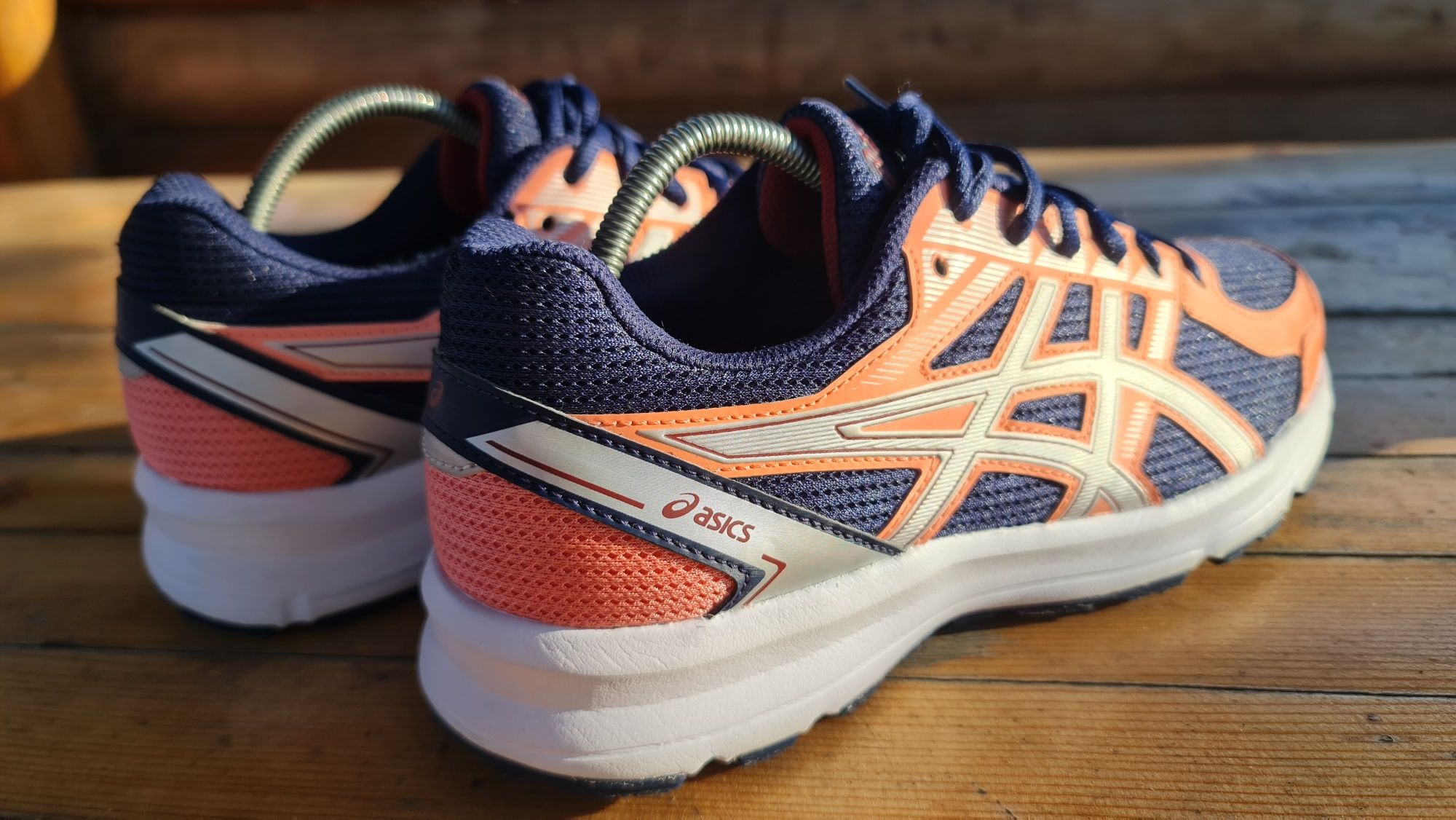 Жіночі кросовки asics gel  розмір 40