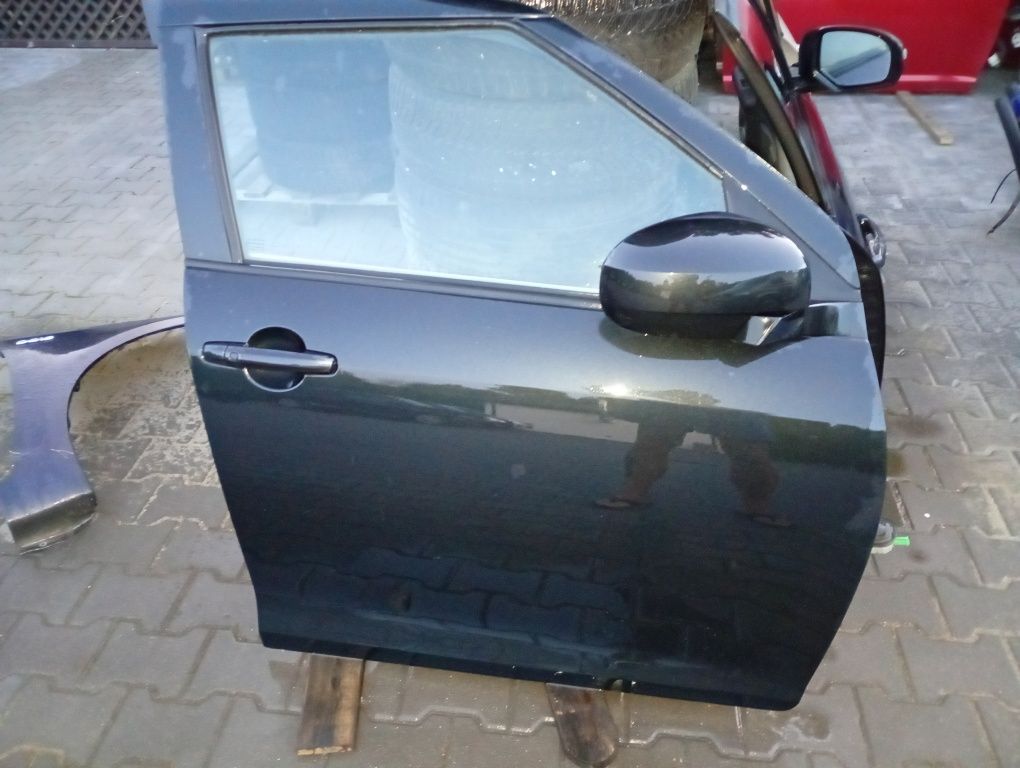 Suzuki Swift MK7 drzwi prawe przednie kompletnie zce