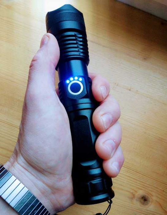 LATARKA TAKTYCZNA survivalowa wojskowa turystyczna 2000lm