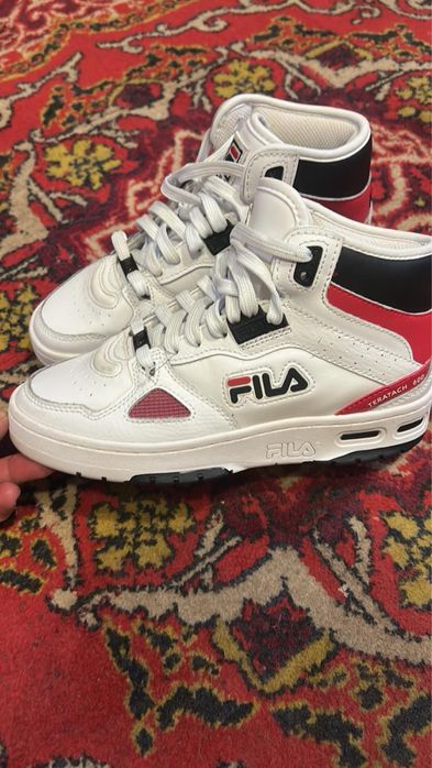 Кросівки жіночі Fila