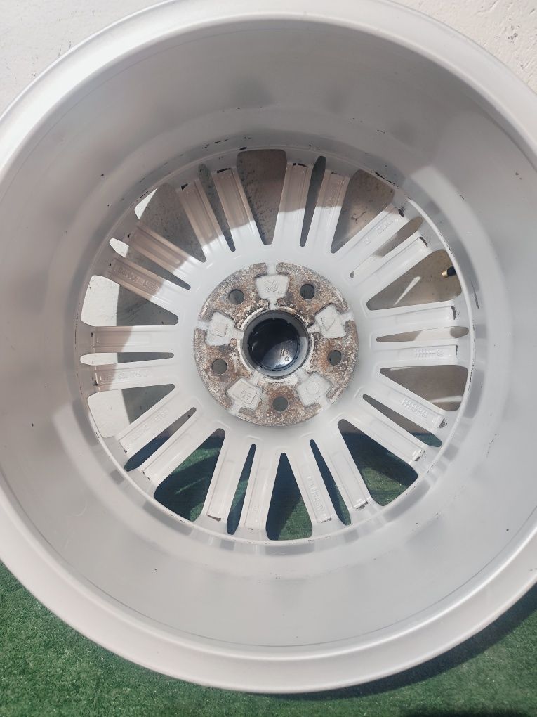 Felgi aluminiowe OE VW T5 T6 Multivan Carravelle 5x120 17" 7J Et 55