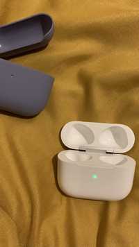 Caixa como nova para  AirPods  modelo a2566