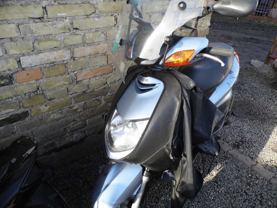 YAMAHA CYGNUS 125CCM 01-06 gaznik czesci silnik czasza lagi wydech