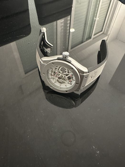 Relogio Hublot 42mm  Ceramica