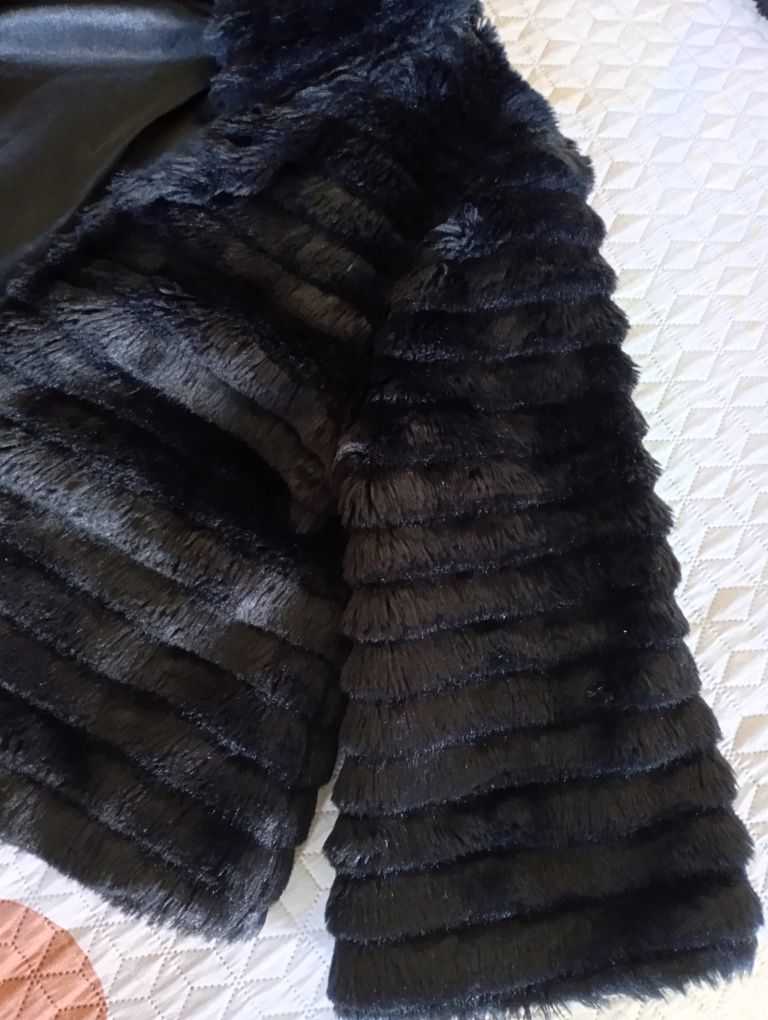 Casacos em pêlo sintético - 5/6 anos