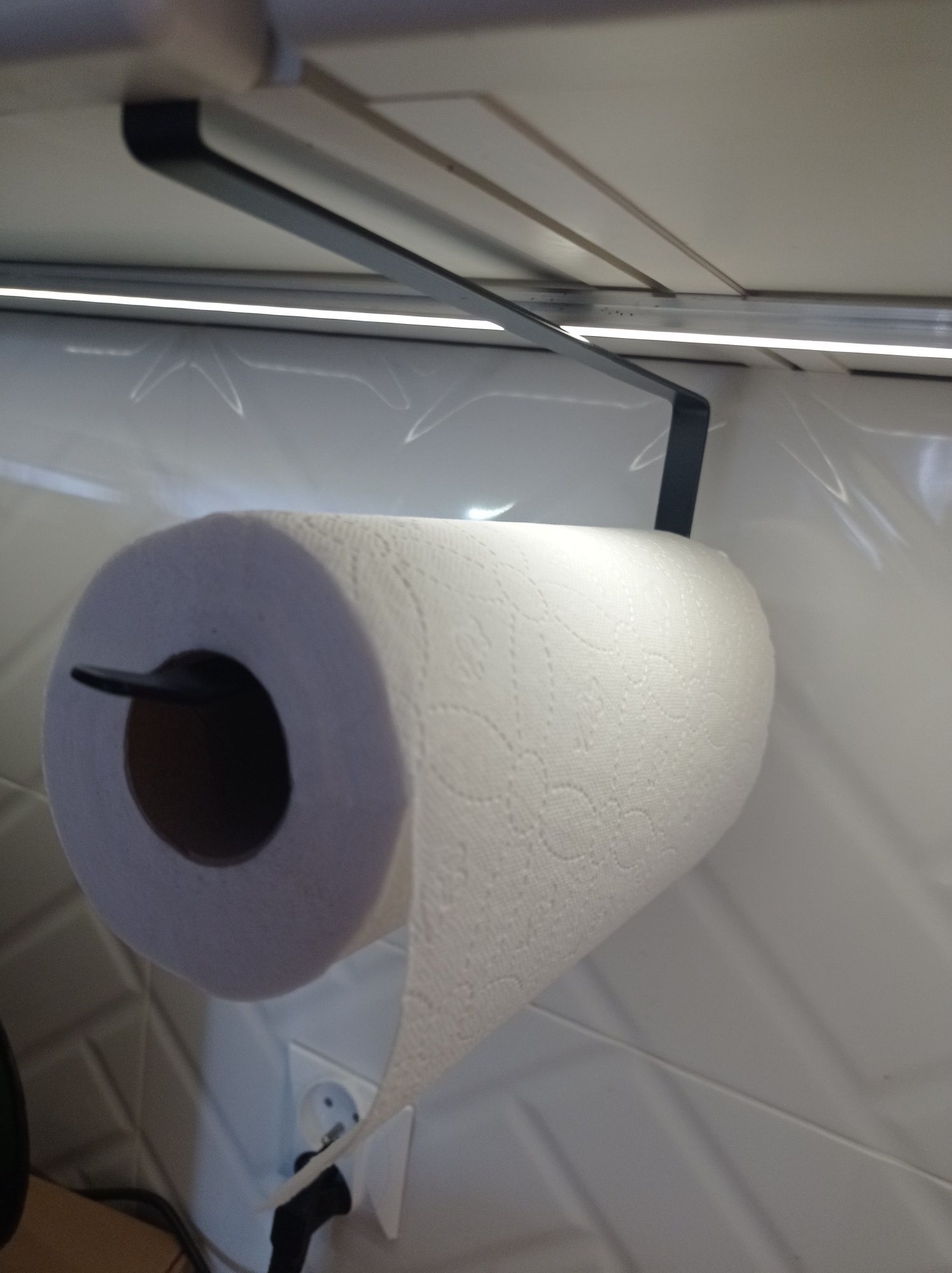 Uchwyt na ręcznik papierowy loft