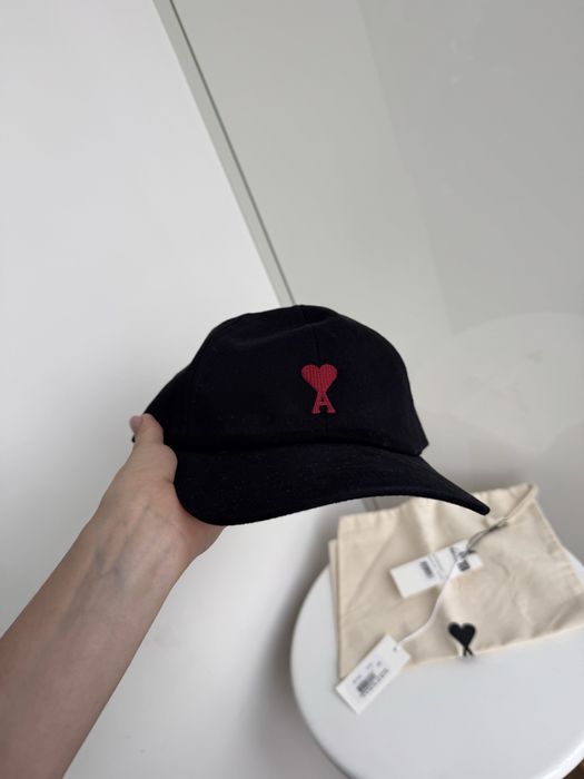 кепка ami paris чорна оригінал