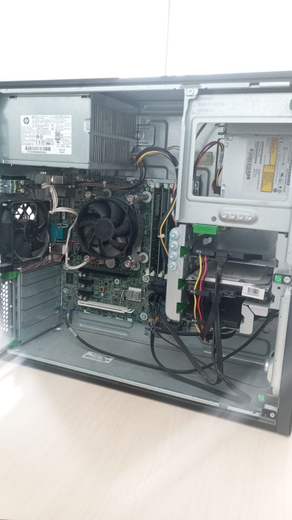 Computador HP i5 a funcionar perfeitamente